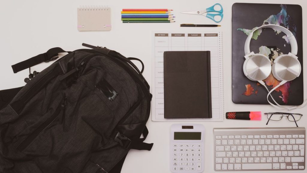 Balo laptop thông minh đựng máy tính và phụ kiện công nghệ